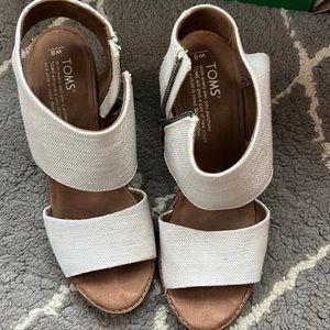Tom’s Size 8 Wedge Sandal Majorca
